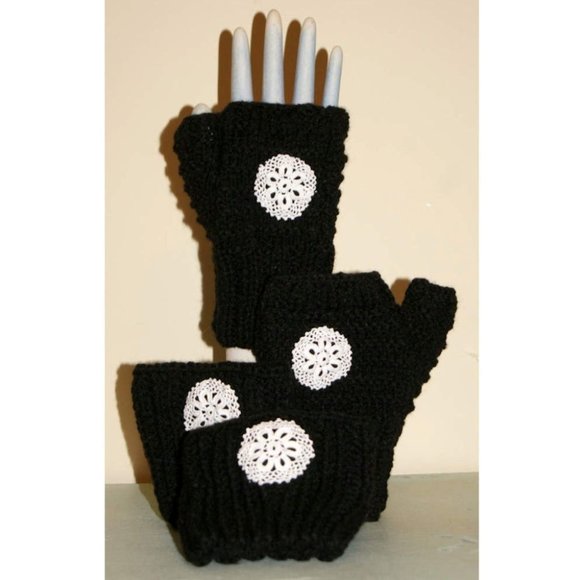 Women's Fingerless Gloves / Mittens Boot Cuffs Set Cottagecore Black White Knit - Picture 10 of 10